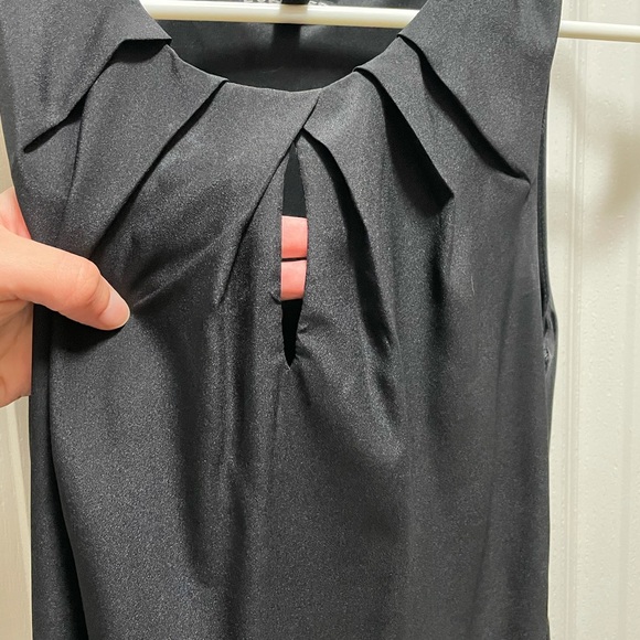 Black Dress - Picture 3 of 4